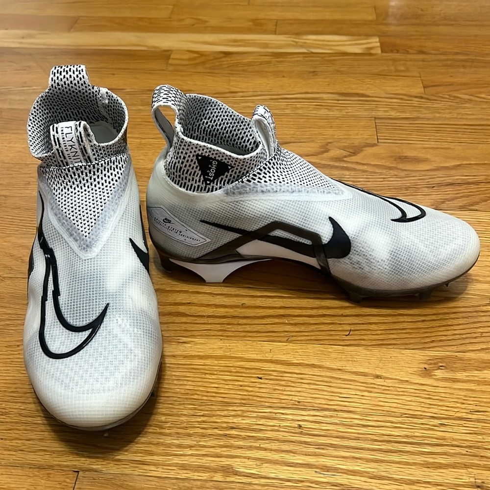 Nine Alpha Menace Elite 3 Cleats